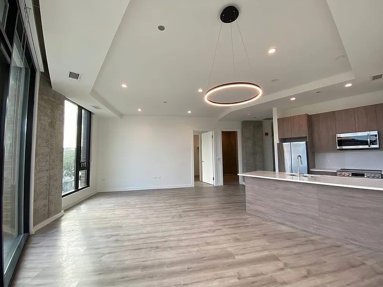 1118 W Patterson Ave — Photo 13