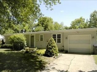 1110 Manor St, Kalamazoo, MI 49006