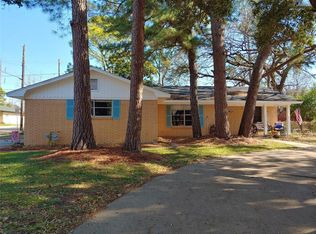 1701 Robin Rd, Pantego, TX 76013