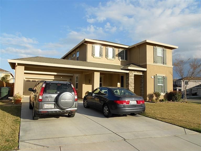 1st image of 330 Orange Blossom Ln