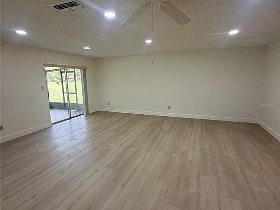 5th image of 10719 Lazy Lake Dr