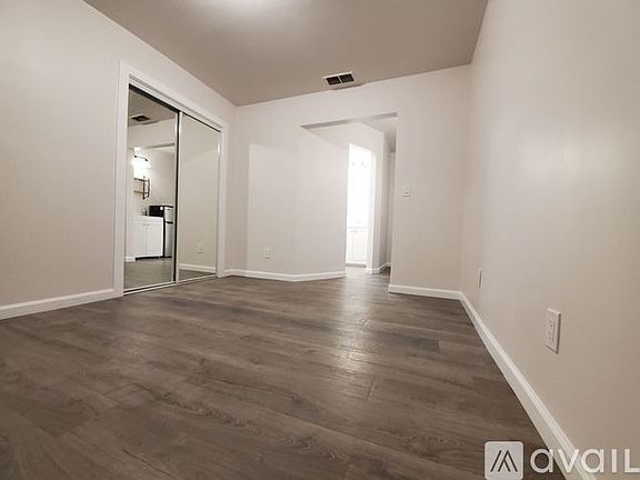 3rd image of 971 Melbourne Blvd #2