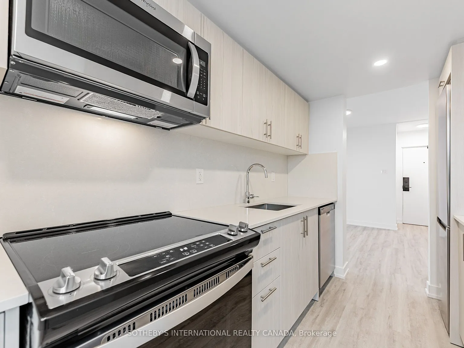 1 bed, $2,155 — Photo 2