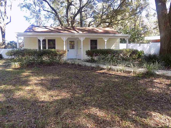 2nd image of 5890 Cypress Cir
