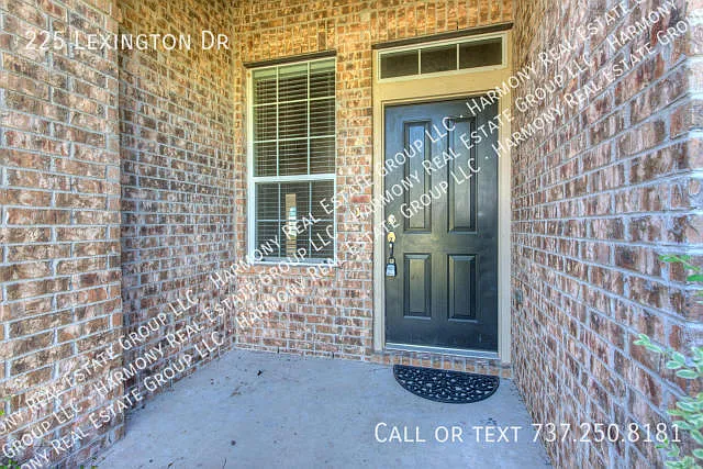 225 Lexington Dr — Photo 7