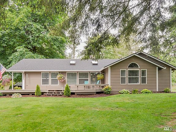 3rd image of 24904 159th Avenue Ct E