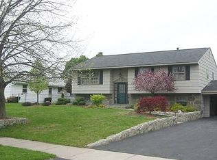 22 Foster Rd, Rochester, NY 14616