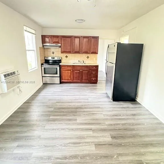 605 S J St #2 — Photo 5