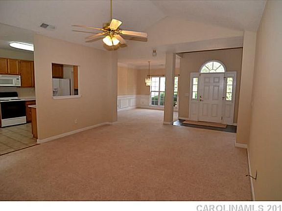 4th image of 847 Knightsbridge Rd