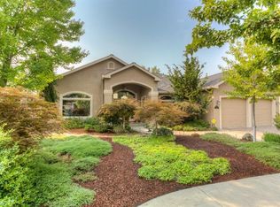 914 Saint Andrews Way, Eagle Pt, OR 97524