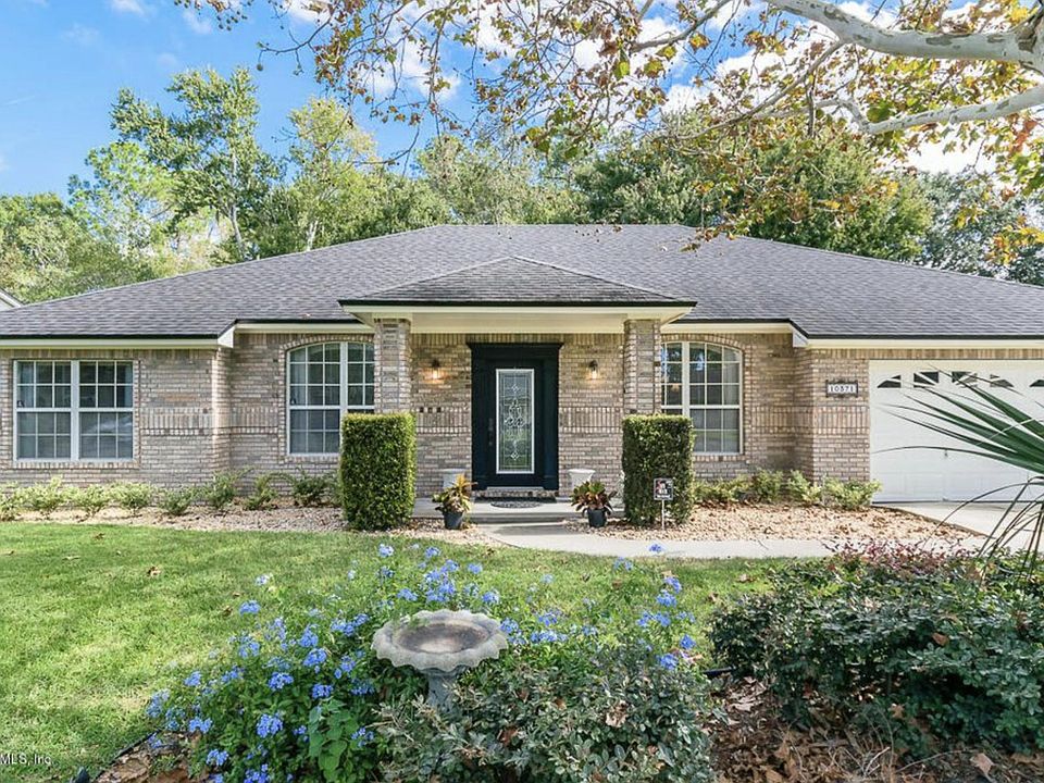 1st image of 10371 Triple Crown Ave