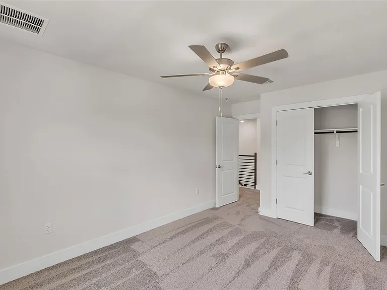 15607 Ellinger Dr — Photo 25
