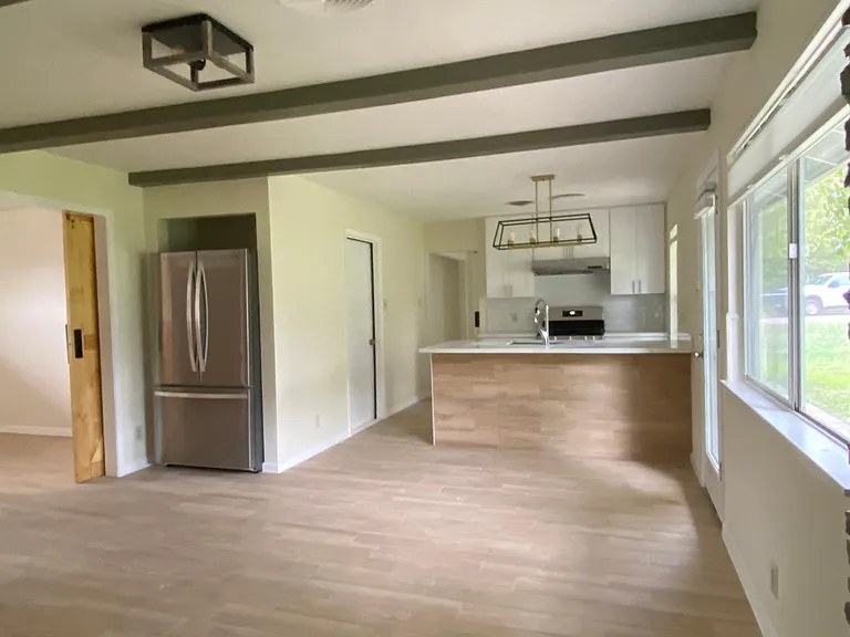 6817 Miranda Dr — Photo 4