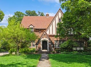 1214 Ridgewood Ave, Ames, IA 50010