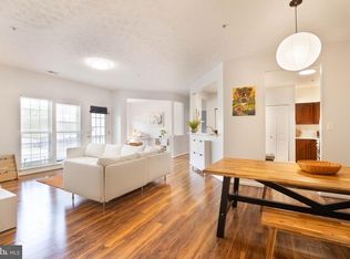 2400 Chestnut Terrace Ct Unit 201, Odenton, MD 21113