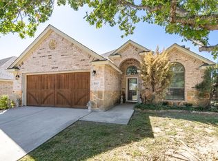 8317 Asta Ct, Benbrook, TX 76126