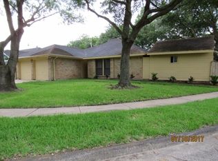 359 Wedgerock Dr, Webster, TX 77598