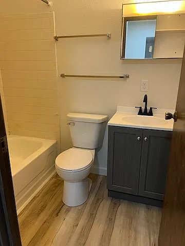 Unit Photo