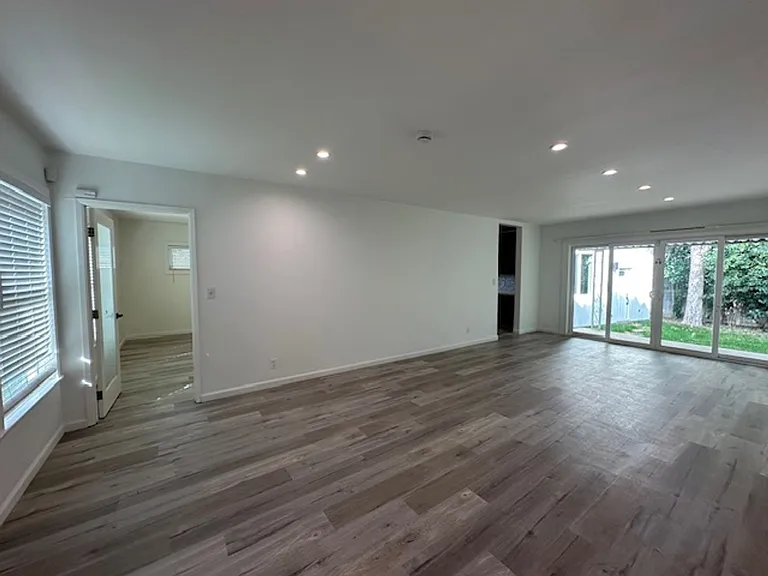 7118 Sunnybrae Ave — Photo 3