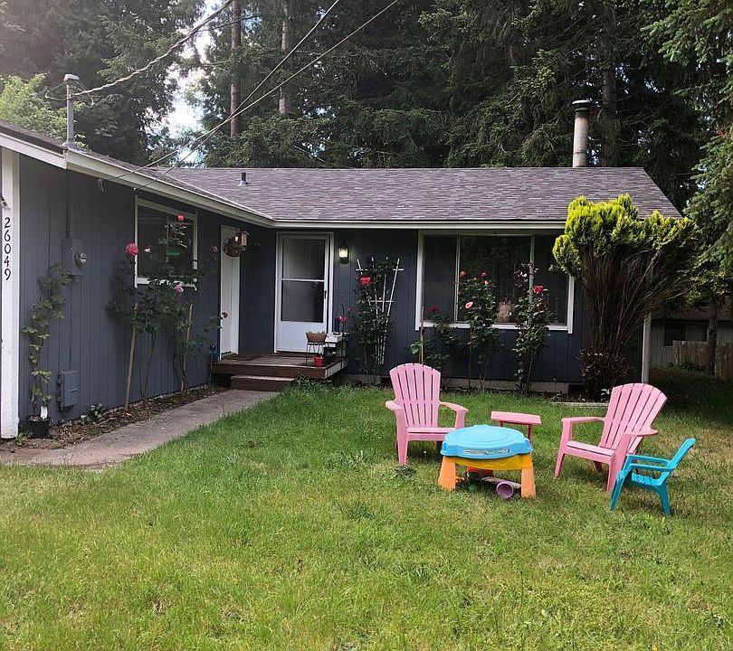 1st image of 26049 Pioneer Way NW