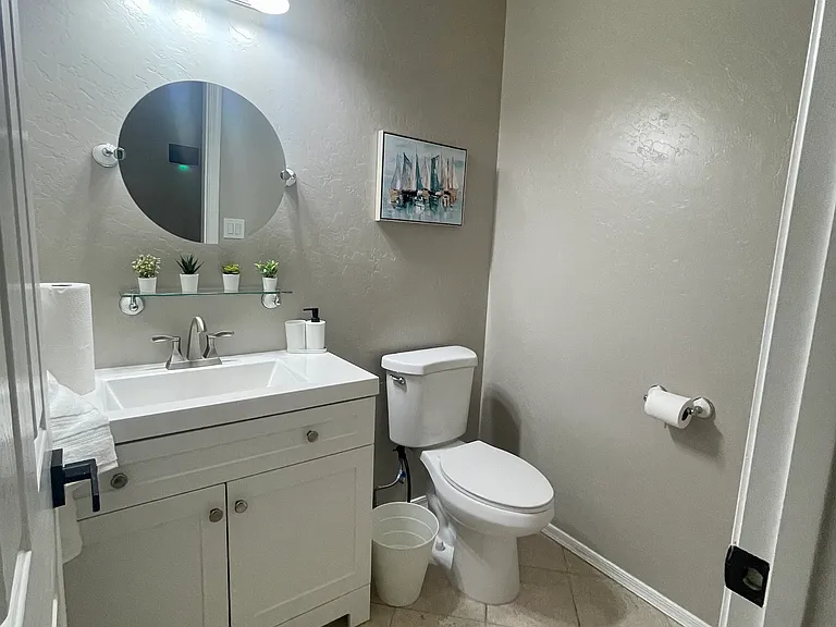 1465 S Sandstone St — Photo 3