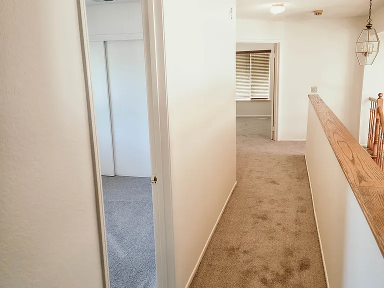 3470 Mountainside Dr — Photo 5