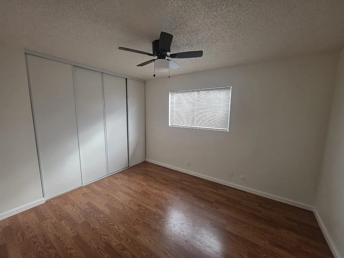 2 bed, 970 sqft, $2,500 — Photo 2