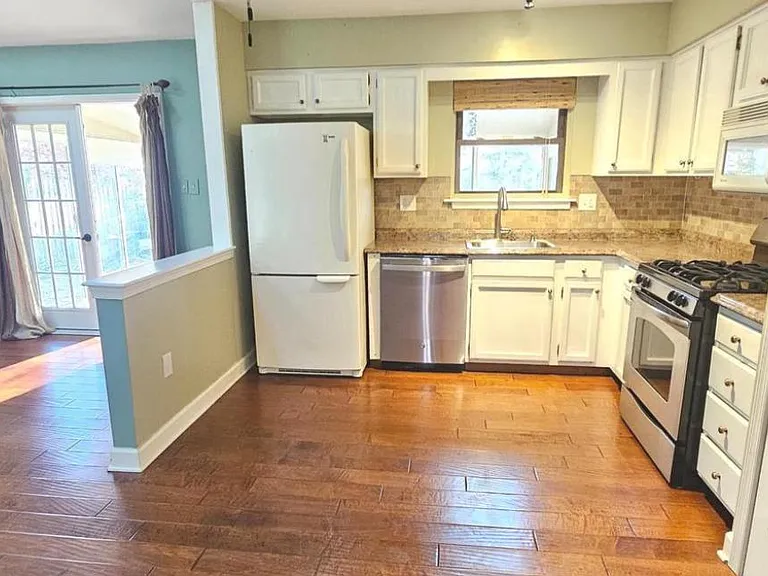 75 Peregrine Dr — Photo 5
