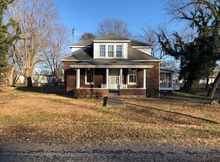 411 Huey St, Huey, IL