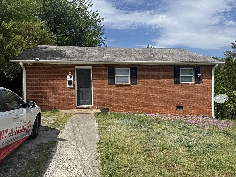 1405 Bethlehem Ln — Photo 12