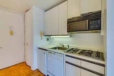 Rented by City Connections Realty