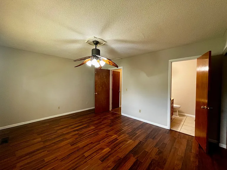 2714 Allegany Ave — Photo 12