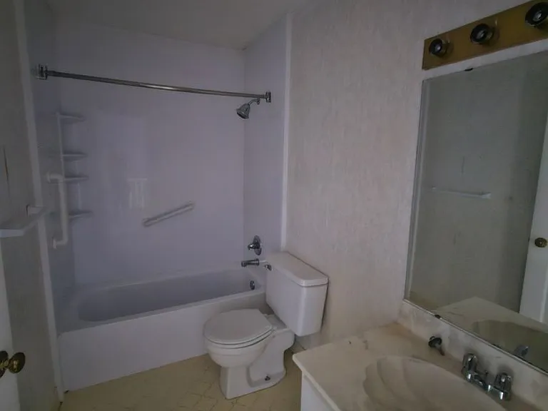 223 Rutledge Pl — Photo 13
