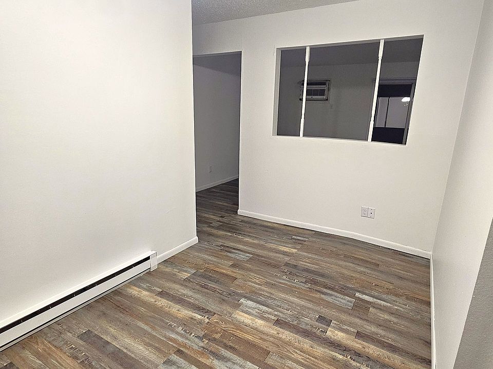 1st image of 1 Richards Dr #8