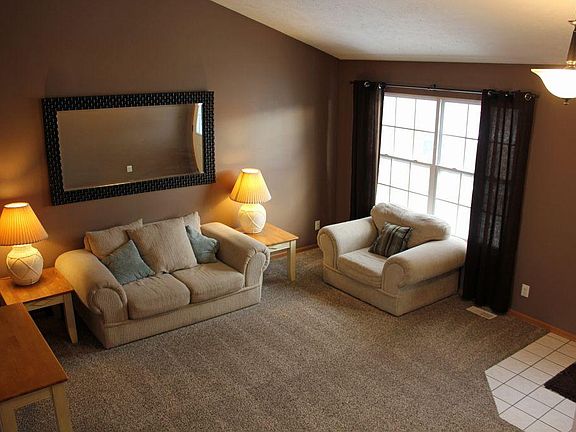 5th image of 17761 Olive St #6