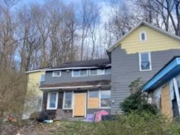 743 Yoder St, Johnstown, PA 15901
