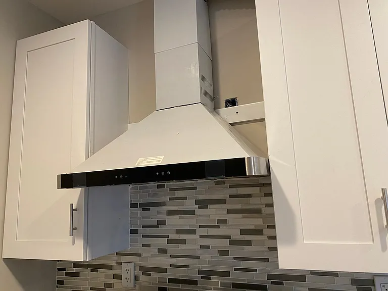 802 Christian St #2 — Photo 4
