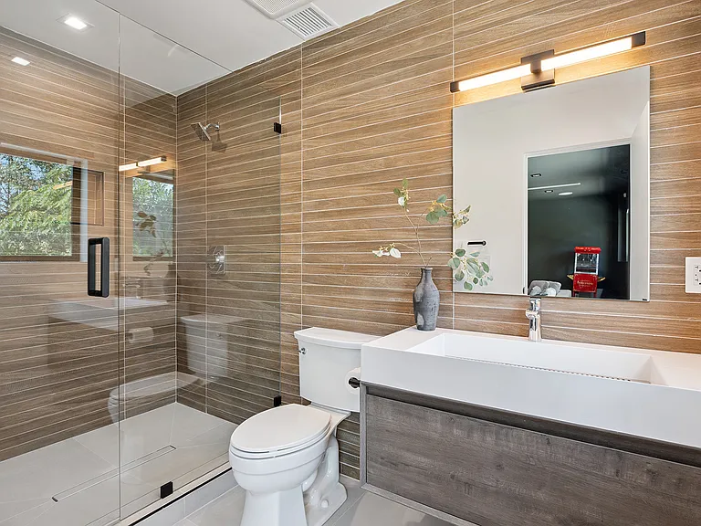 22270 Avenue San Luis — Photo 21