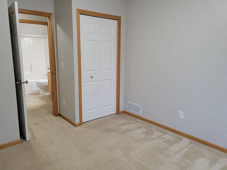 3512 Sterling Heights Dr #I — Photo 17