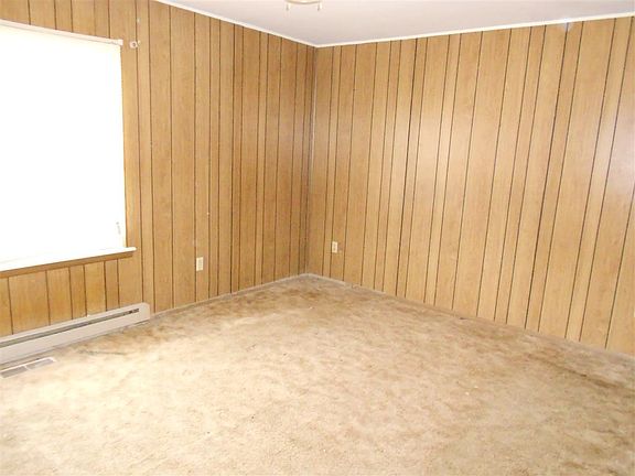 5th image of 510 Windsor Dr
