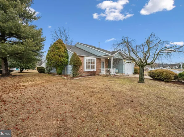 95 Knollwood Dr, Deptford, NJ 08096
