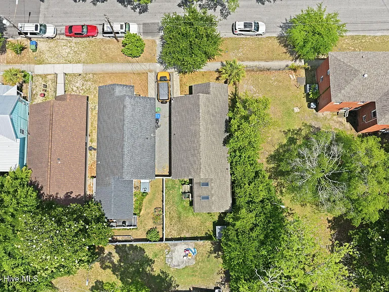 418 S 8th St — Photo 53