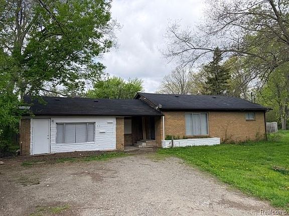 2nd image of 3091 Bertha Ave