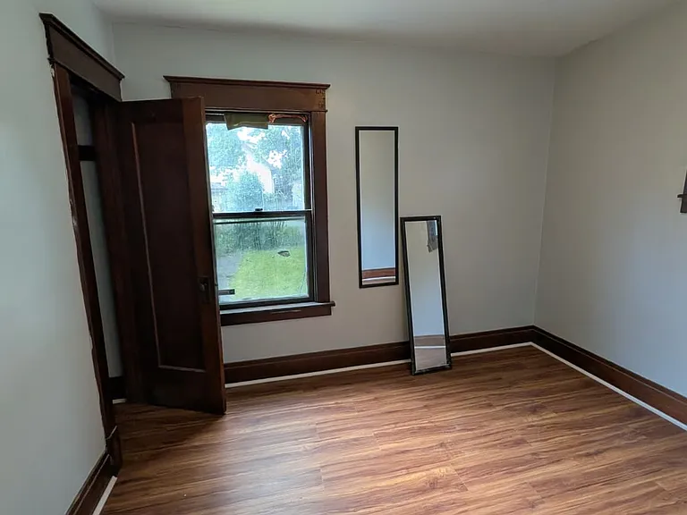 541 Highgate Ave #1 — Photo 7