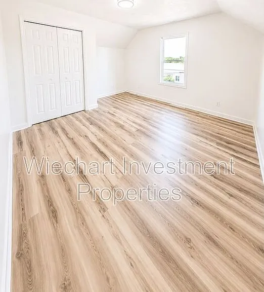 725 W Williams Ave — Photo 16