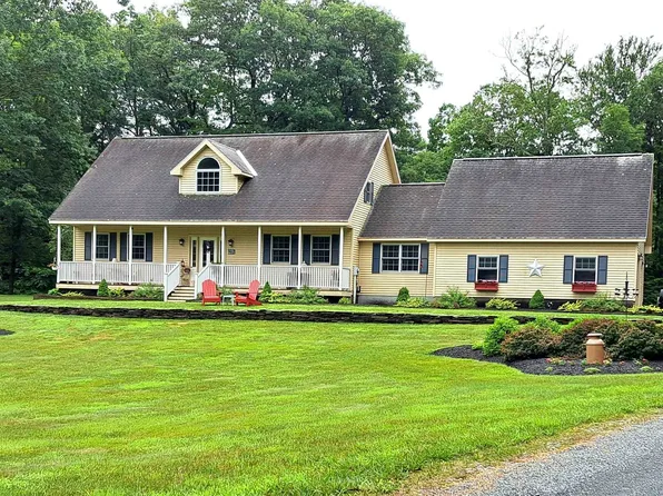 75 Ryan Road, Dummerston, VT 05301