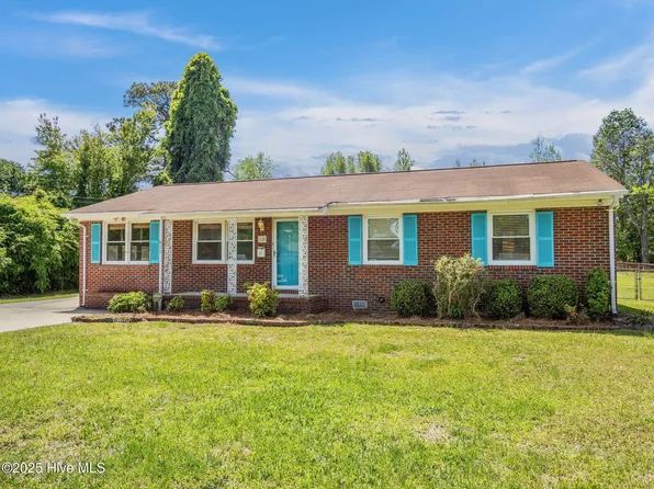 10 Jasper Road, Midway Park, NC 28544