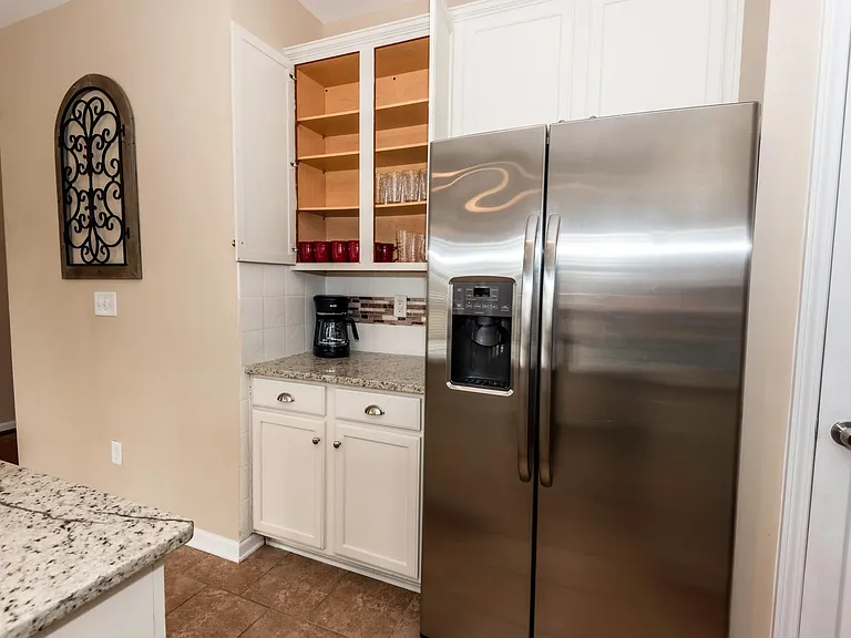 5991 Underwood Ave — Photo 7