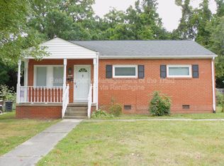 915 Idlewood Dr, Greensboro, NC 27408