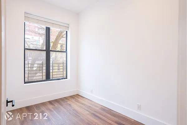 Rented by APT212 INC | media 10
